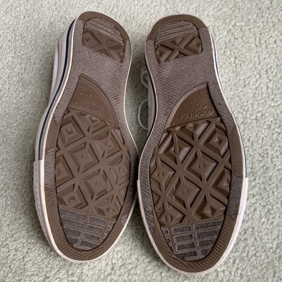 Converse white 51/2 mens - Picture 3 of 3